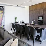 Yalarent Midtown Towers Tlv