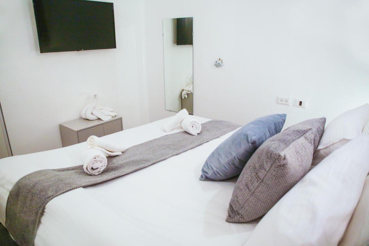 Yalarent Midtown Towers Tlv Tel Aviv